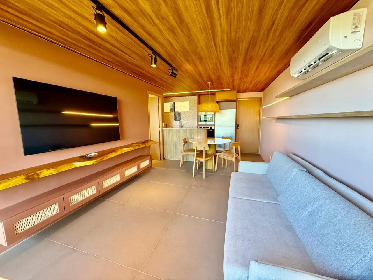 Flat Colinas 02 - Torre 5 — 1/24