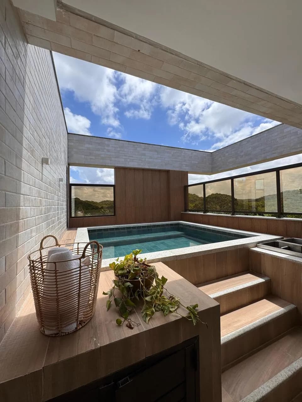 Amura Pent House - SA — 1/27