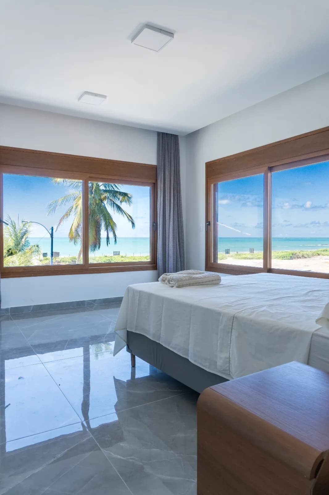 Playside Ocean House — 1/40